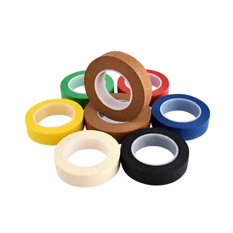 How does the breathability of masking paper prevent moisture accumulation and blistering?